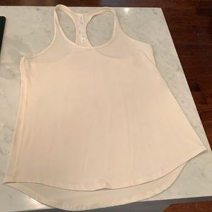 Lululemon tank size 6